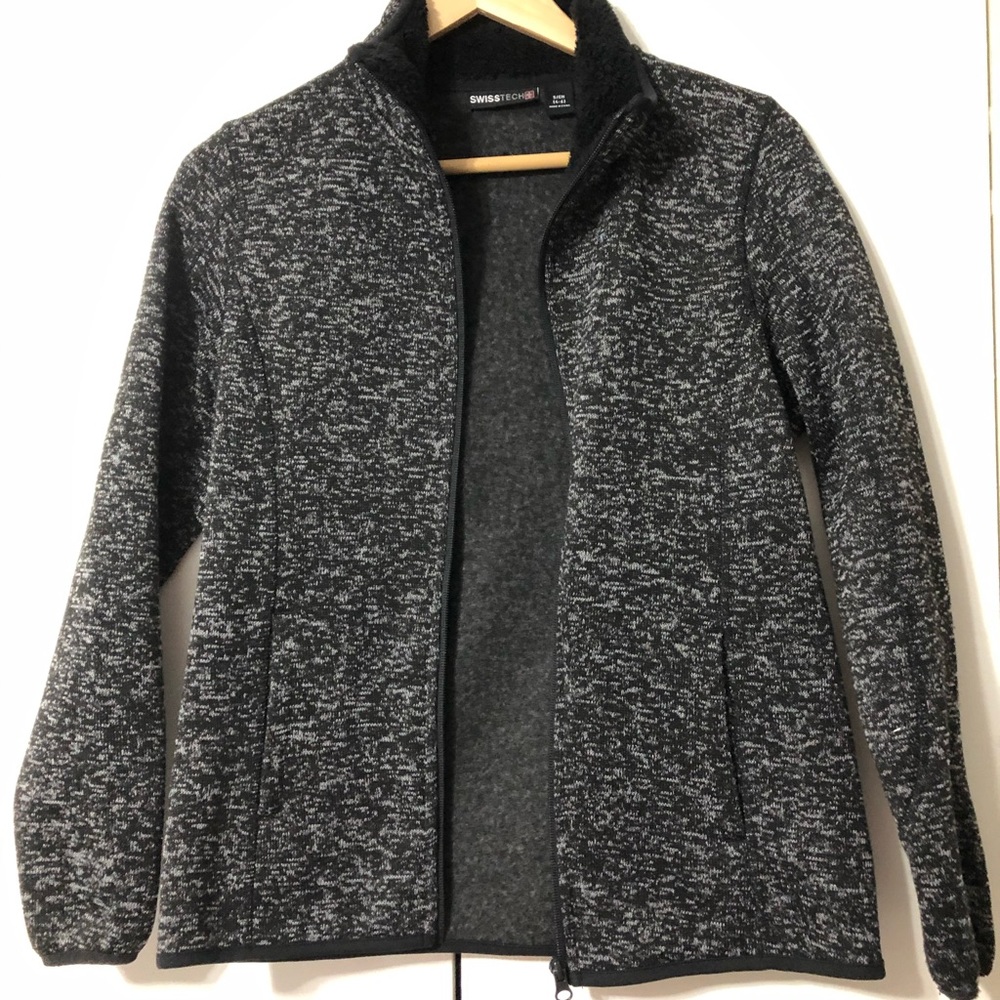 Swiss tech long sleeve zip up jacket